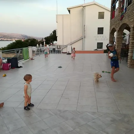 Apartman Kolaric Pag Town